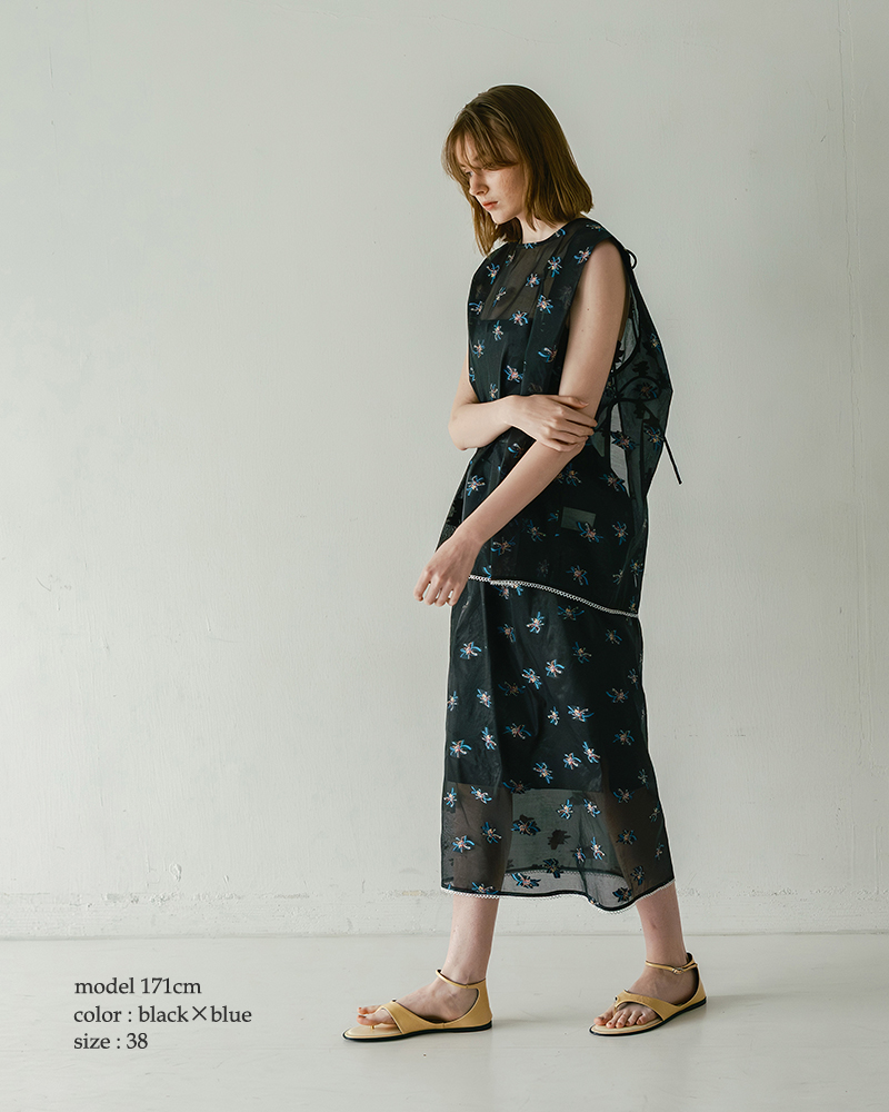 whyto(�z���C�g)�}���x���[�V���N�o�b�N�I�[�v���V�A�[�t�����[�u���E�X�gbackopensheerflowerblouse�hwht26hbl4091