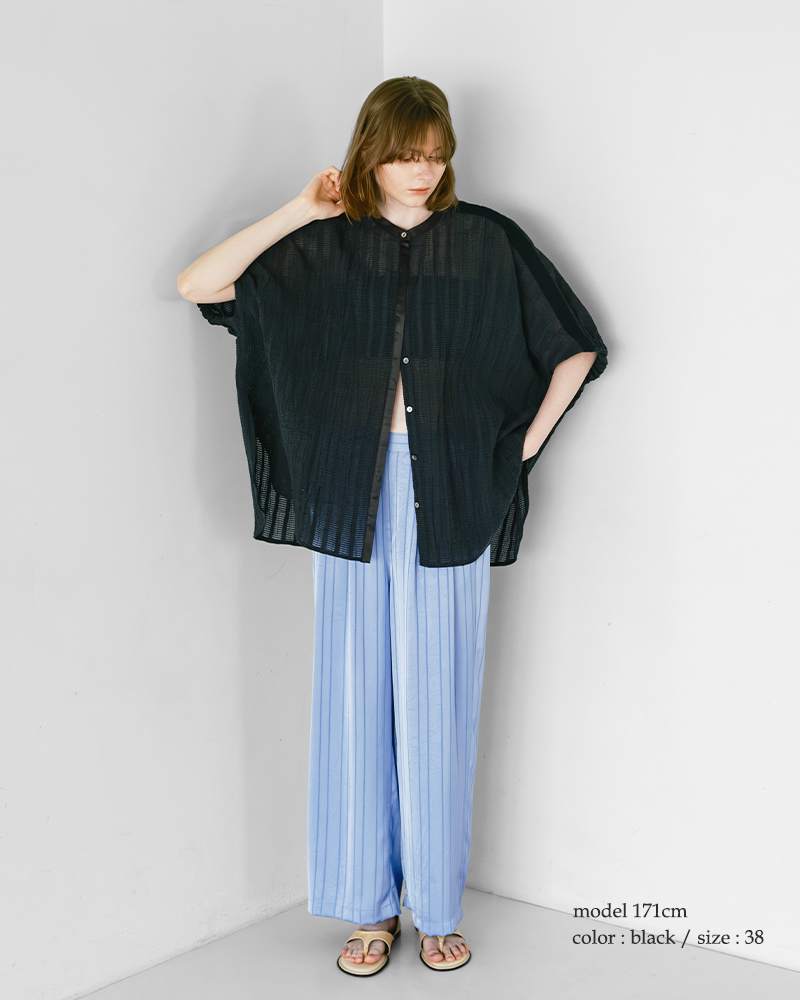 whyto(�z���C�g)�X�g���C�v���C�h�X�N�G�A�u���E�X�gwidesquareblouse�hwht26hbl4096