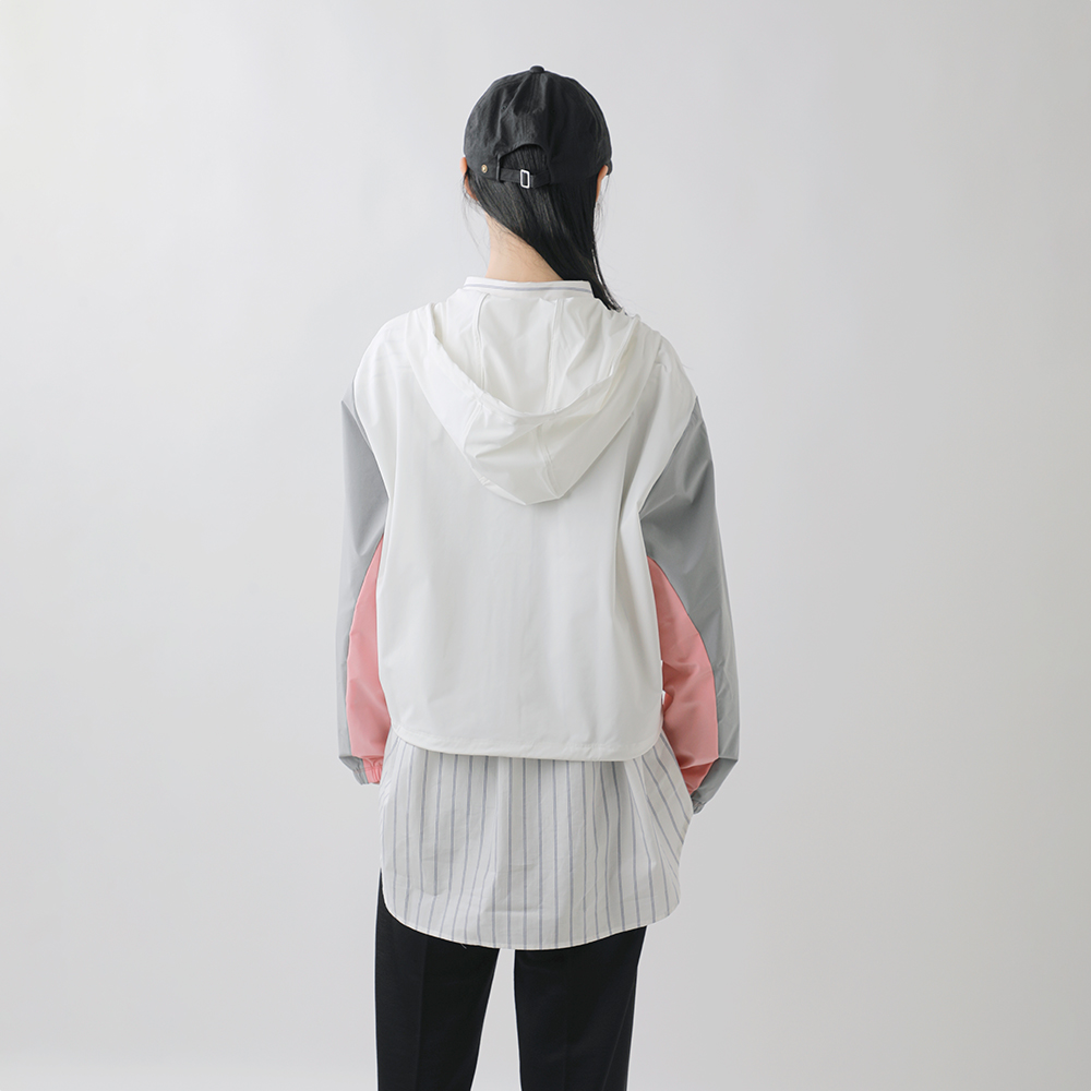 new balance(ニューバランス)ウーブンフーデッドジャケットwj61m2mg