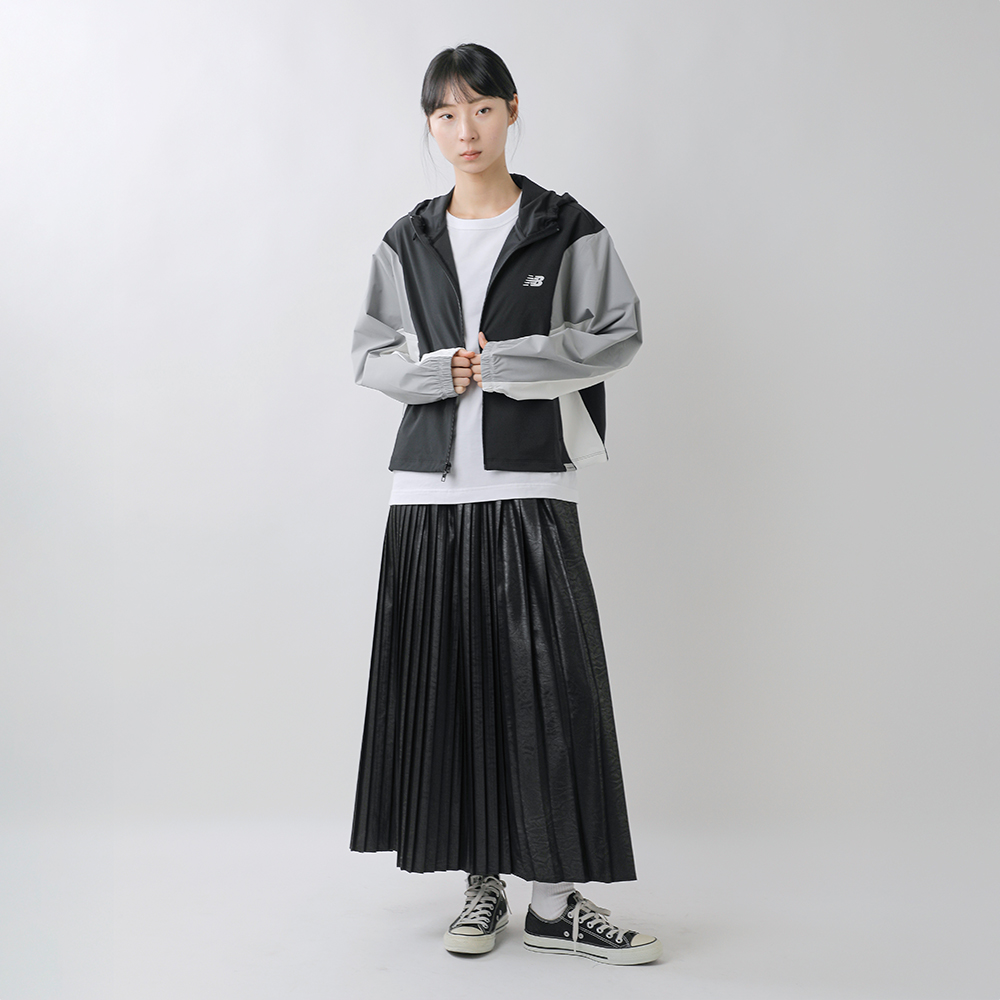 new balance(ニューバランス)ウーブンフーデッドジャケットwj61m2mg