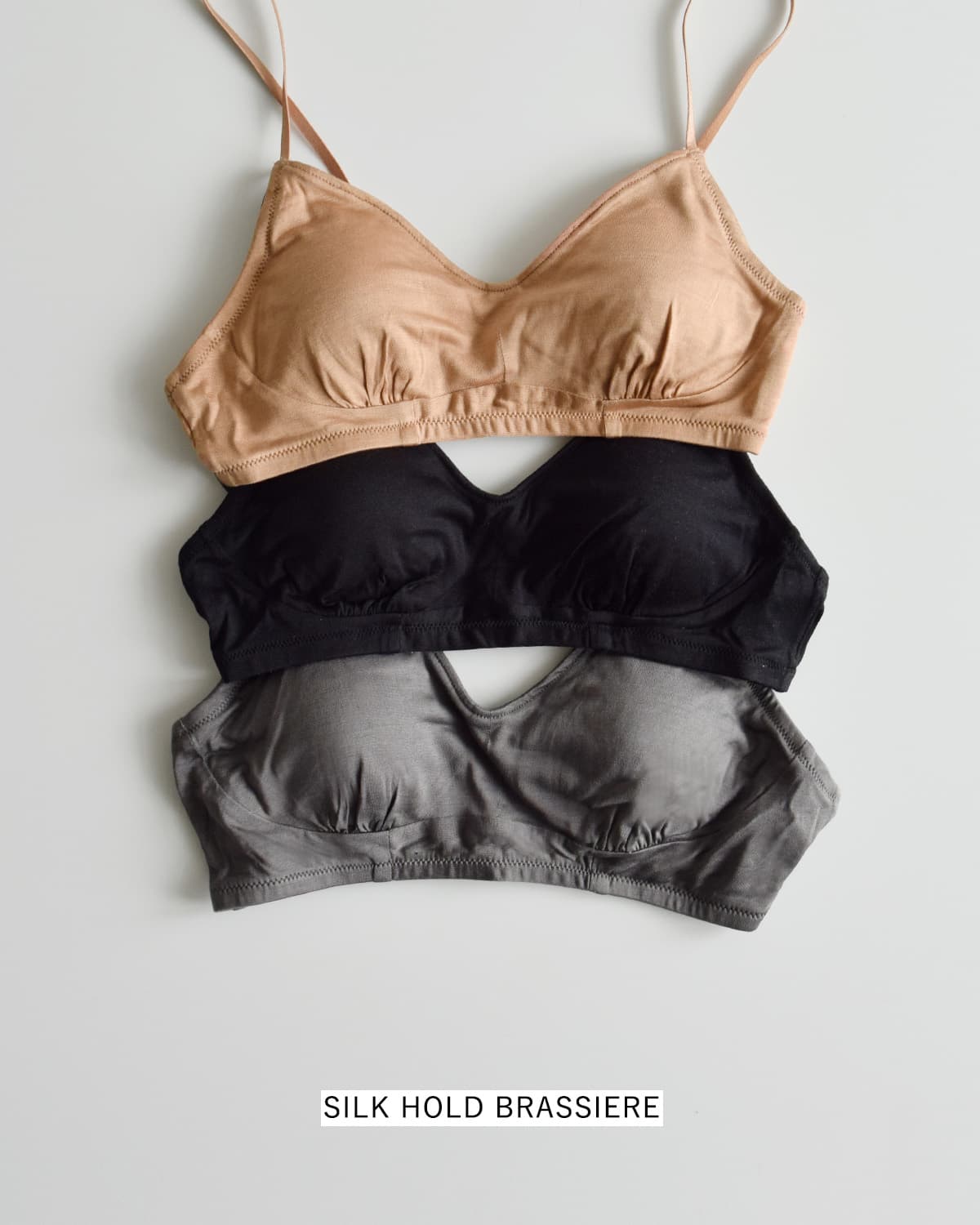 COCOONA SKINWEARシルク ノンワイヤー ホールド ブラジャー ya20-0177
