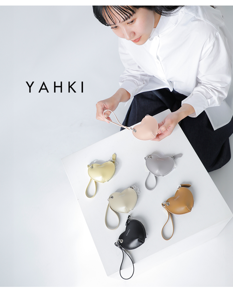 YAHKI(ヤーキ)スムースレザーハートミニポーチyh-640c